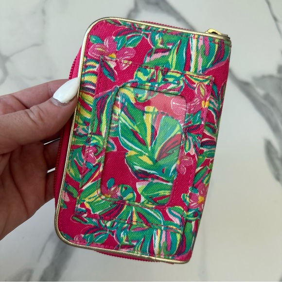 Lilly Pulitzer Wristlet Wallet Carry Case Clutch Purse Small Make Up Cards Pink - Picture 2 of 7